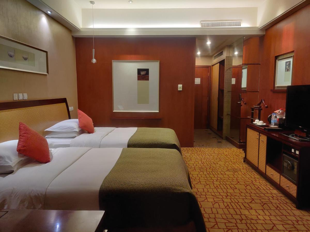 Empark Grand Hotel Kunming Eksteriør bilde